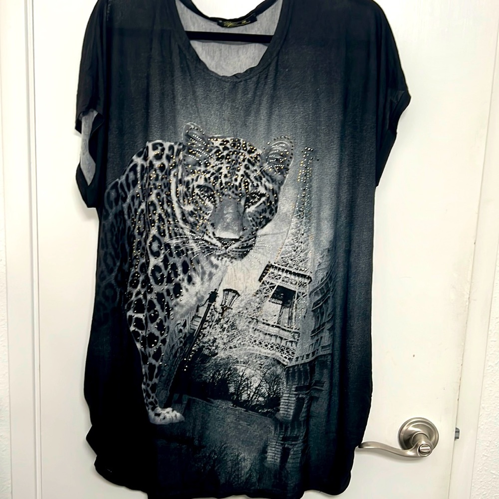 Blouse with sparkle prints